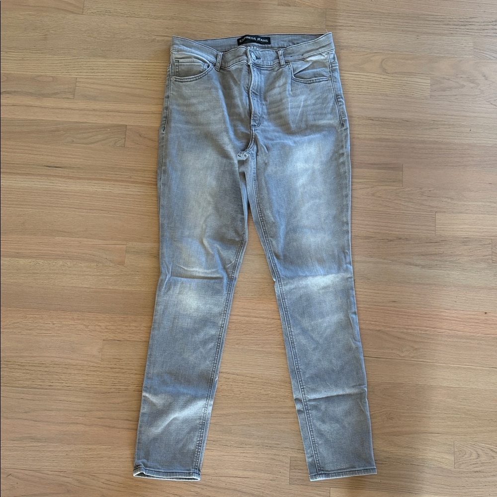 Express Women’s Light Gray Skinny Jeans